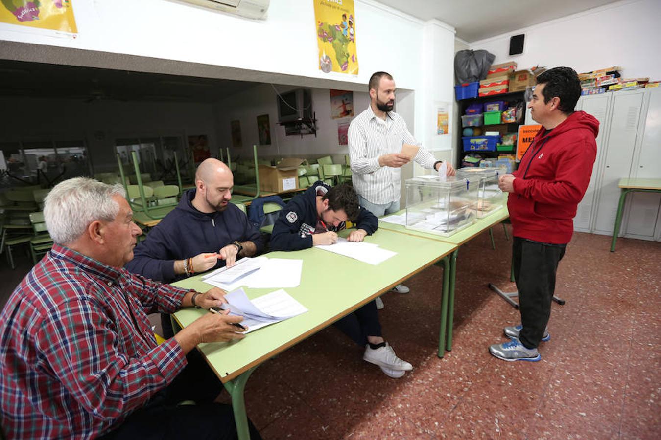 Elecciones Generales: la participación se dispara en Castilla-La Mancha hasta el 62,32% a las 18.00 horas, 10 puntos más que en 2016